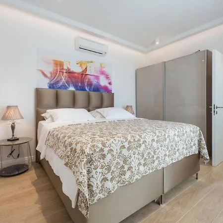 Vega - Three Bedroom With Swimming Pool And Sea View Dubrovnik